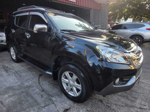 2015 Isuzu Mu-x 2.5 LS-A Automatic - Image 3
