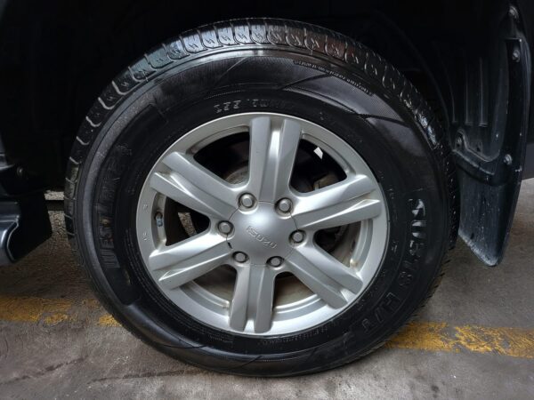 2015 Isuzu Mu-x 2.5 LS-A Automatic - Image 15