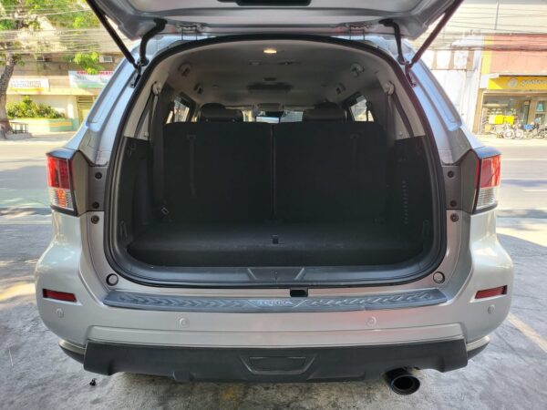 2019 Nissan Terra 2.5 VL A/T - Image 8