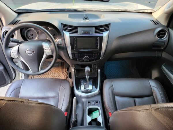 2019 Nissan Terra 2.5 VL A/T - Image 9