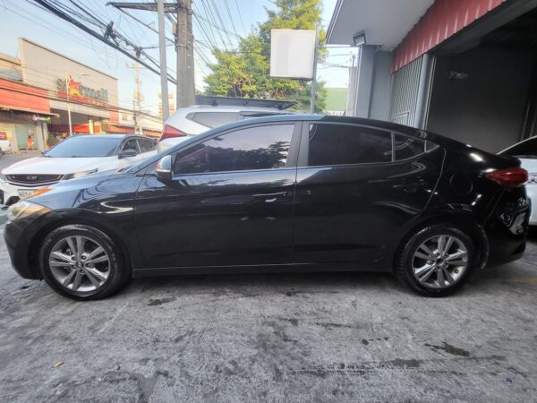 2017 Hyundai Elantra Acquired 1.6 GL Automatic - Image 6