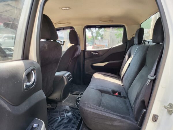 2018 Nissan Navara 2.5 EL A/T - Image 12