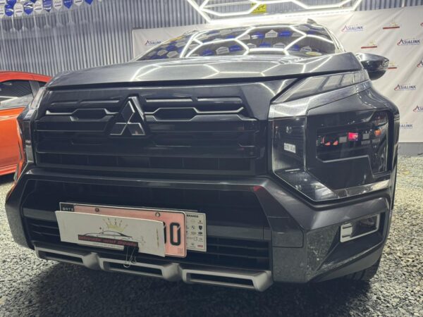 2023 Mitsubishi Xpander Cross Automatic - Image 4