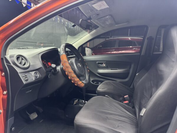 2022 Toyota Wigo 1.0 G Automatic - Image 10