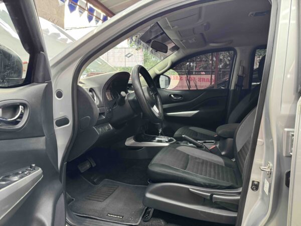 2023 Nissan Navara VE Calibre 4x2 - Image 7