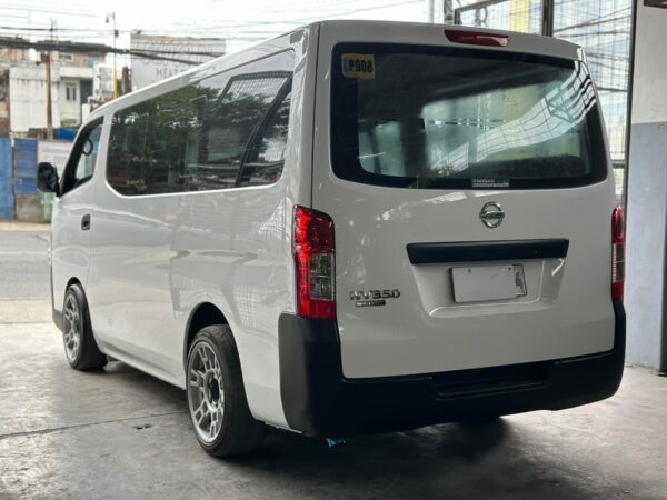 2018 NISSAN NV350 2.5 M/T - Image 4