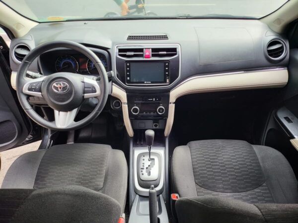 2023 Toyota Rush 1.5 GRS 20K KM Automatic - Image 11