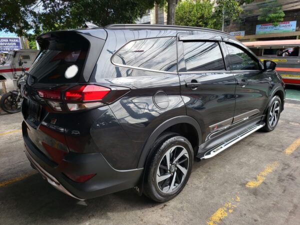 2023 Toyota Rush 1.5 GRS 20K KM Automatic - Image 4