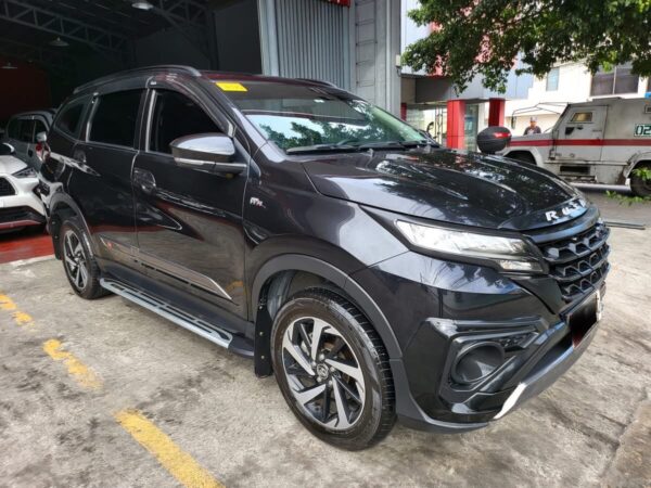 2023 Toyota Rush 1.5 GRS 20K KM Automatic - Image 3