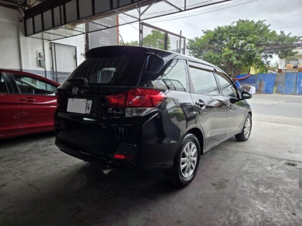 2016 HONDA MOBILIO 1.5 V GAS A/T - Image 9