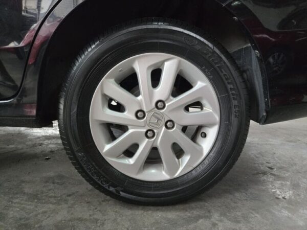 2016 HONDA MOBILIO 1.5 V GAS A/T - Image 13
