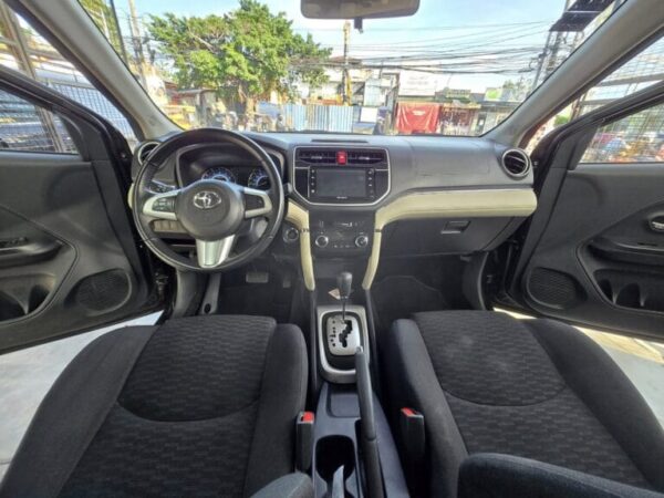 2022 TOYOTA RUSH 1.5 GR-S GAS A/T - Image 5
