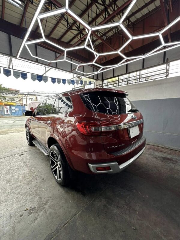 2016 Ford Everest Titanium 4×2 - Image 8