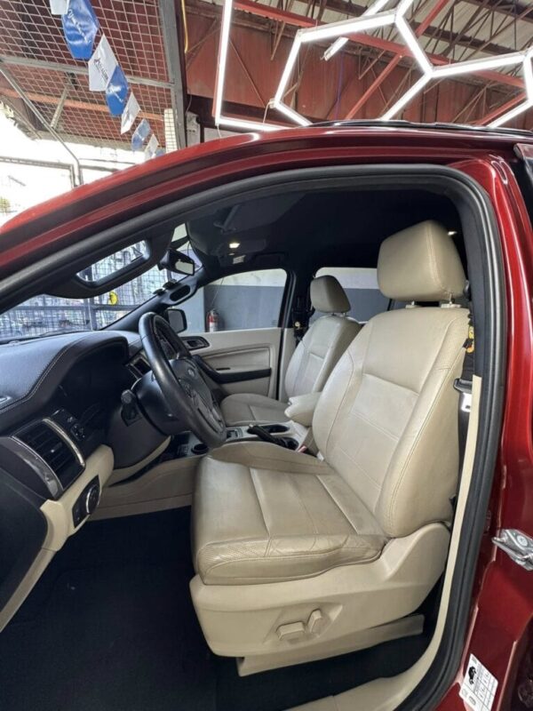 2016 Ford Everest Titanium 4×2 - Image 5