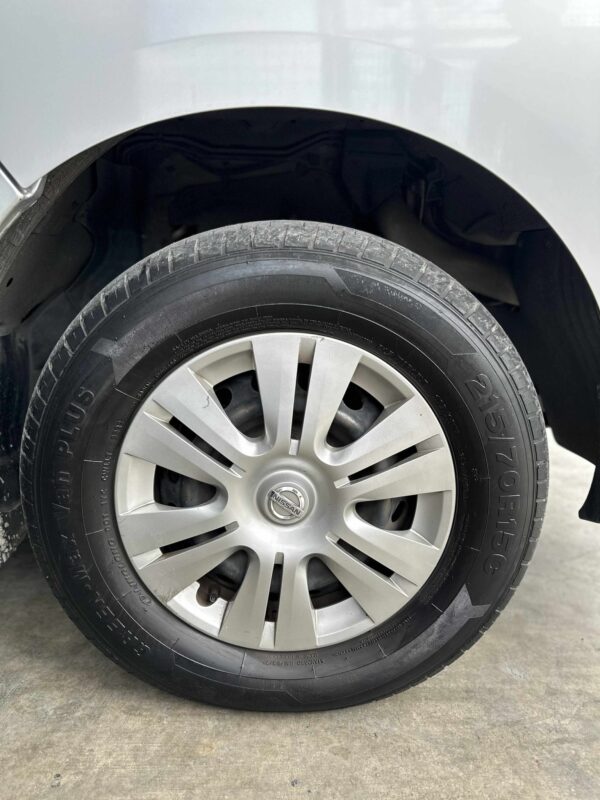 2019 NISSAN NV350 URVAN 2.5 M/T - Image 10