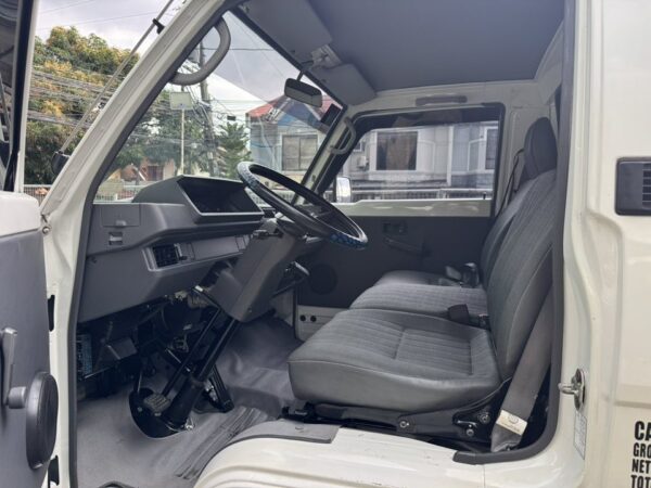 2024 Mitsubisi L300 C/C Exceed Dual AC Euro 4 Manual - Image 7