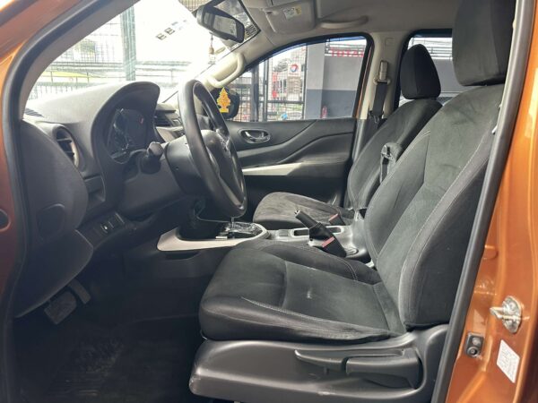 2018 NISSAN NAVARA CALIBRE 2.5EL DIESEL A/T - Image 5