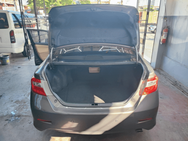 2014 TOYOTA CAMRY 2.5 V - Image 11