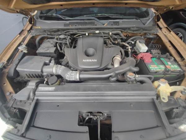 2019 NISSAN TERRA VL 4X4 - Image 10
