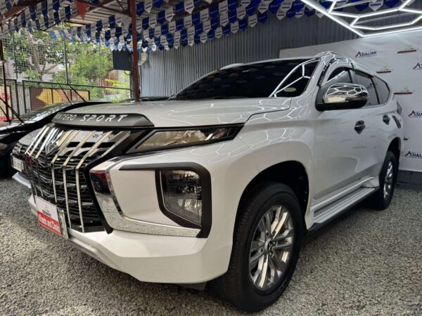 2023 Mistubushi Montero Sport GLX Manual
