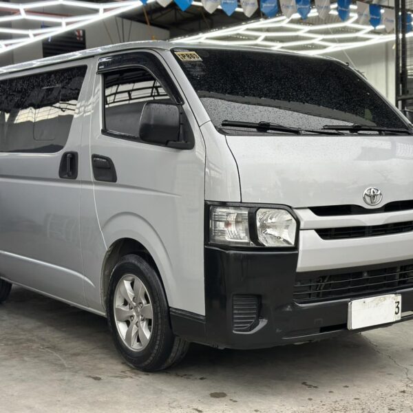 2021 TOYOTA HI ACE COMMUTER 3.0 M/T - Image 2