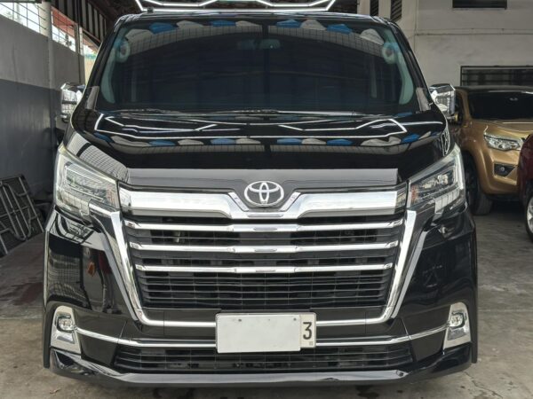 2019 TOYOTA HI ACE SUPER GRANDIA A/T - Image 2