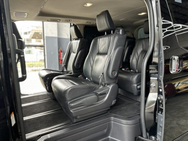 2019 TOYOTA HI ACE SUPER GRANDIA A/T - Image 6