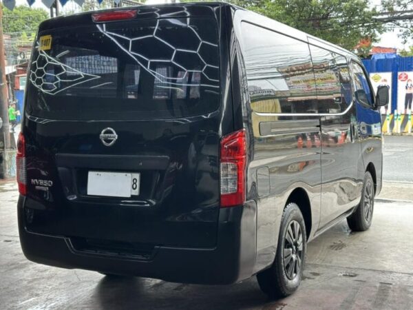 2020 NISSAN NV350 VX M/T - Image 6