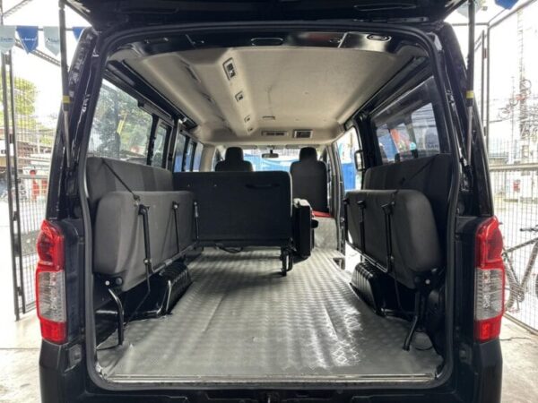 2020 NISSAN NV350 VX M/T - Image 7