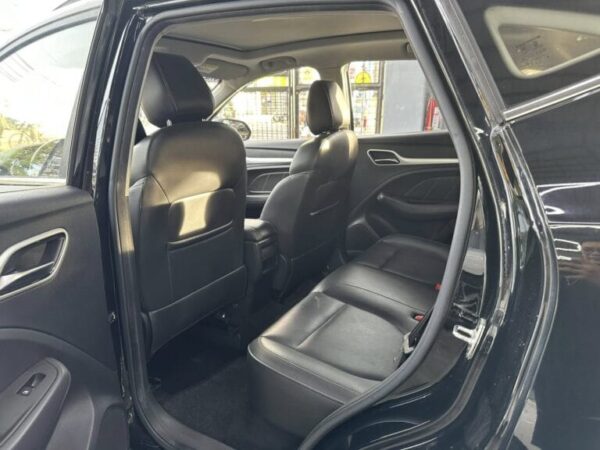 2019 MG ZS ALPHA WITH SUNROOF A/T (Black) - Image 6