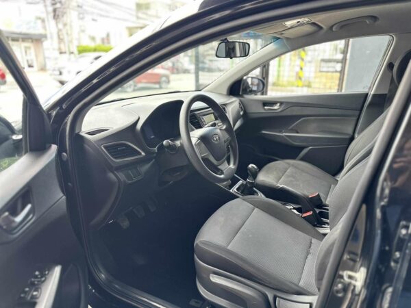 2019 HYUNDAI ACCENT 1.4 GL GASOLINE M/T - Image 4