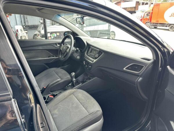 2019 HYUNDAI ACCENT 1.4 GL GASOLINE M/T - Image 5
