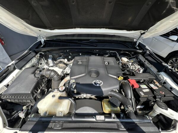 2019 TOYOTA FORTUNER 4×2 G A/T - Image 11