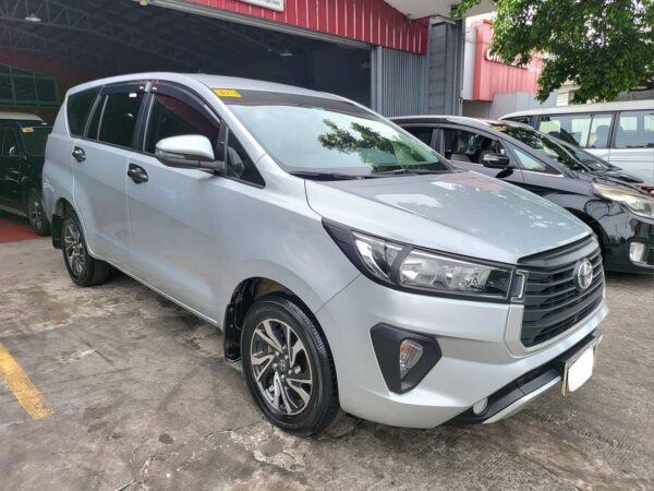 2023 Toyota Innova 2.8 E 6K KM Like Brand New A/T - Image 4