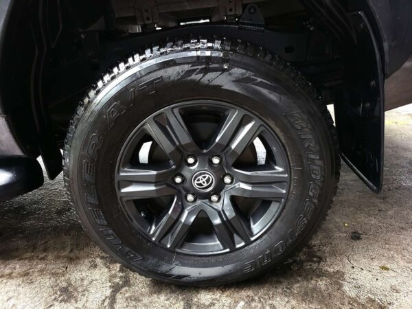 2021 Toyota Hilux 2.4 G A/T - Image 14