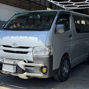 2019 TOYOTA COMMUTER M/T 3.0 DIESEL